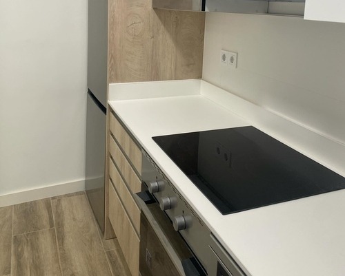 cocina con madera clara