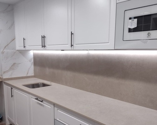 Cocina Lumínica Elegante